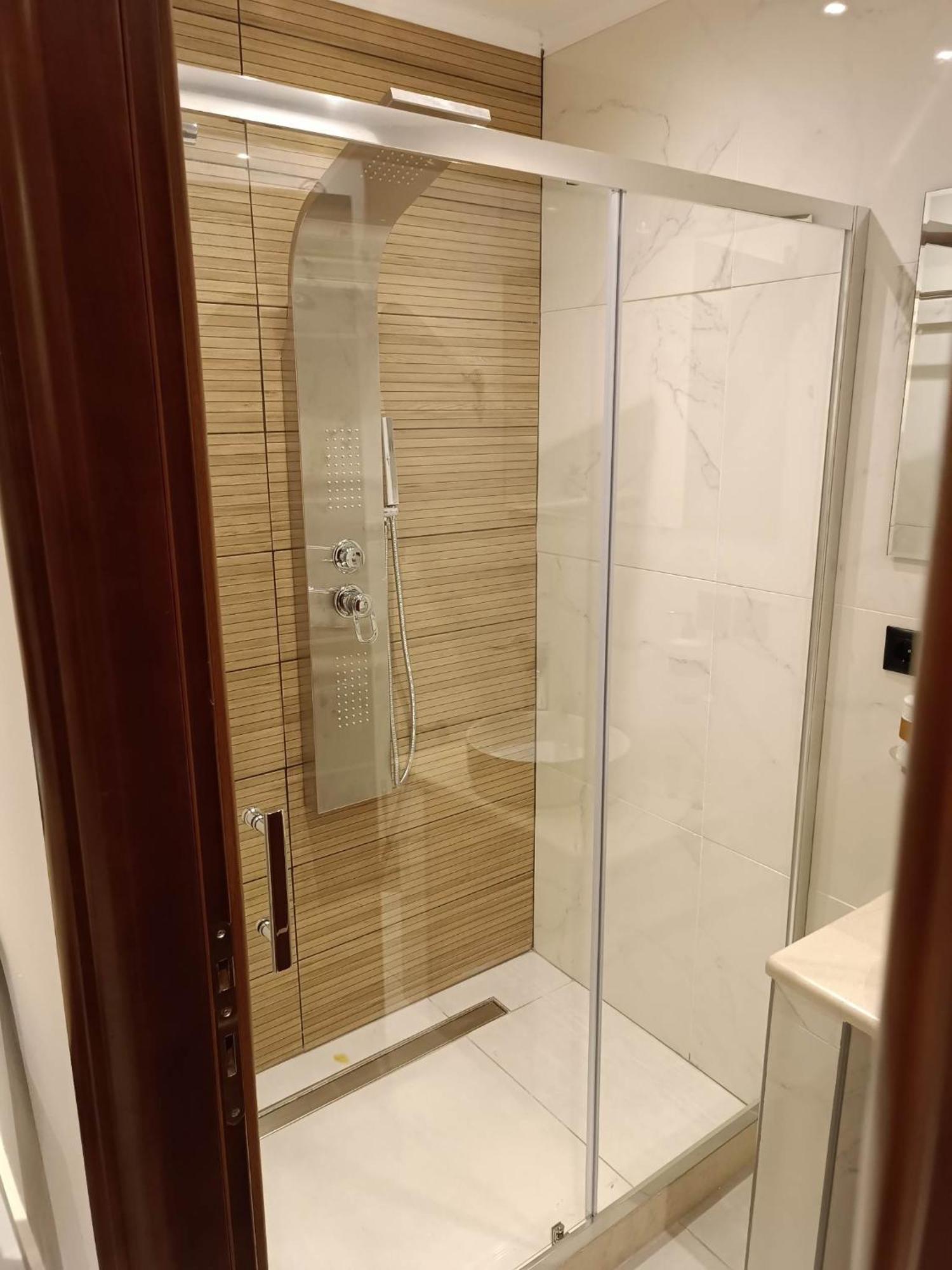Newly Renovated Apartment Next To The Port Mantouki Екстериор снимка
