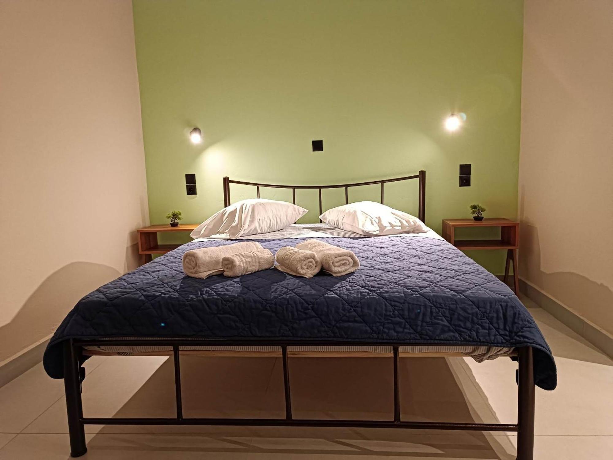Newly Renovated Apartment Next To The Port Mantouki Екстериор снимка